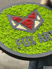 Світловий декор, логотип в інтер'єр з штучним мохом. Зовнішня реклама