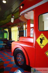 Інтер'єрна реклама. Автобус  піцерія.