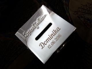 Гравірування індивідуальної сувенірної продукції