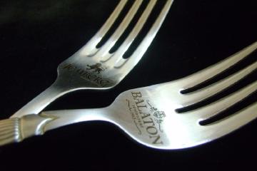 Гравірування столових приборів