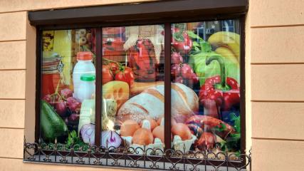 Друк на самоклеючій плівці