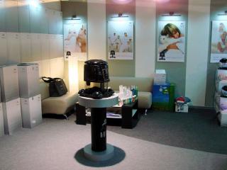 Виставкові місця, стенди, торгівельні острівці